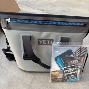 YETI Black and Gray Hopper Two